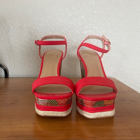 Mix No. 6 Red Wedges Size 7 - Picture 4 of 4